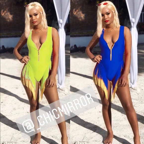 Swimsuits - Picture 3 of 4